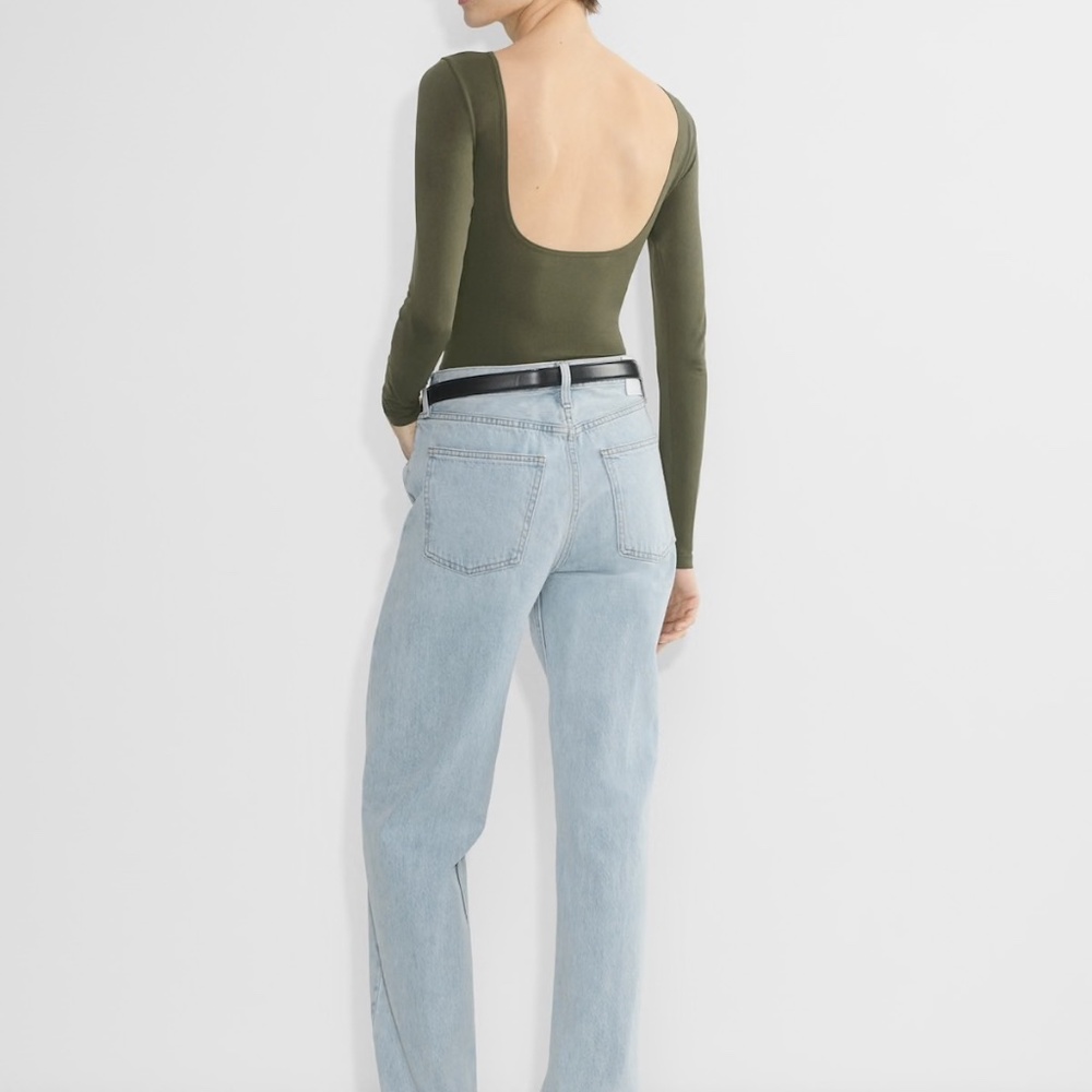 Aritzia Smooth Seamless Sensorial Longsleeve — Dark Olive